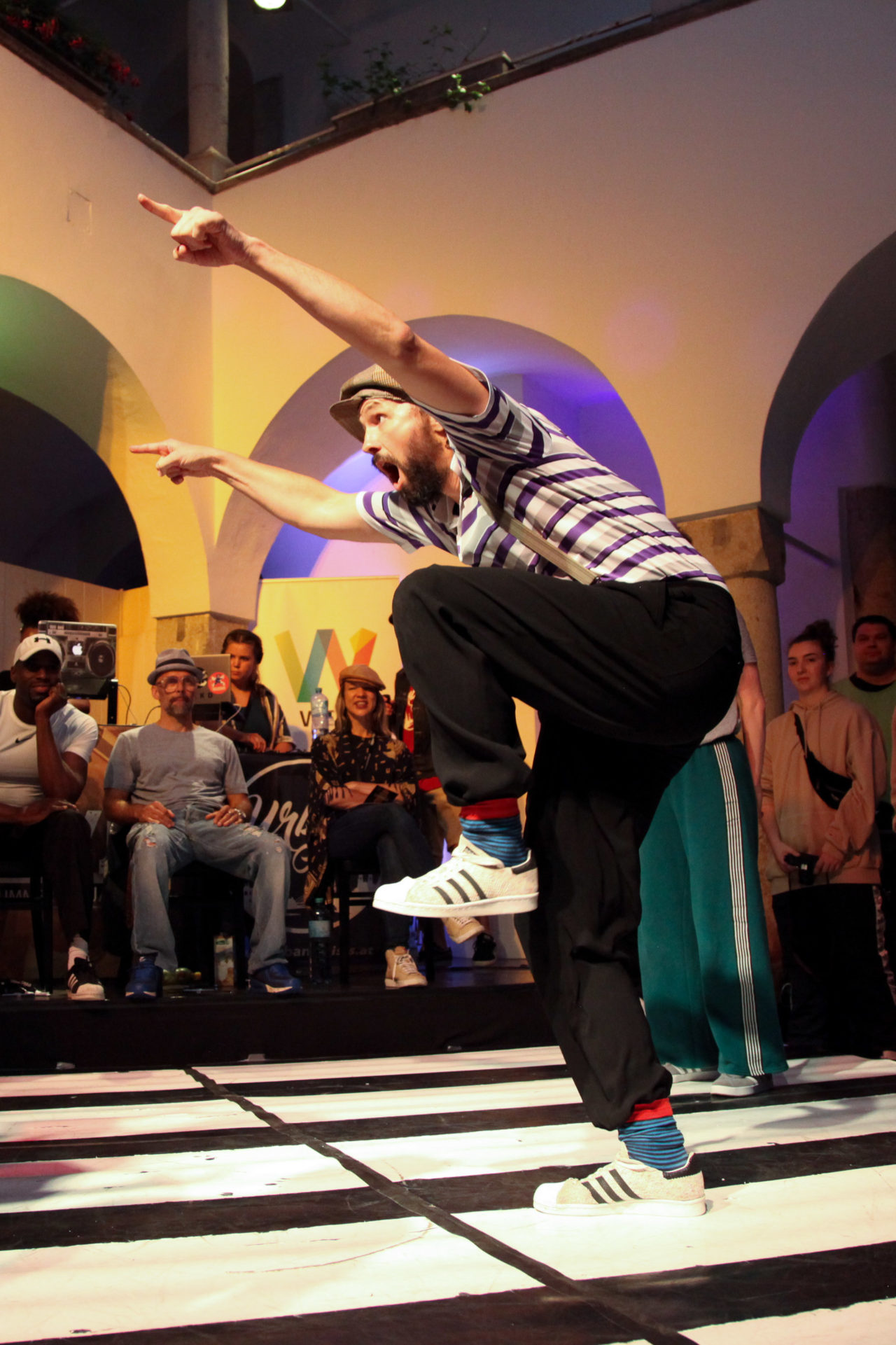 Locking urbandance.at